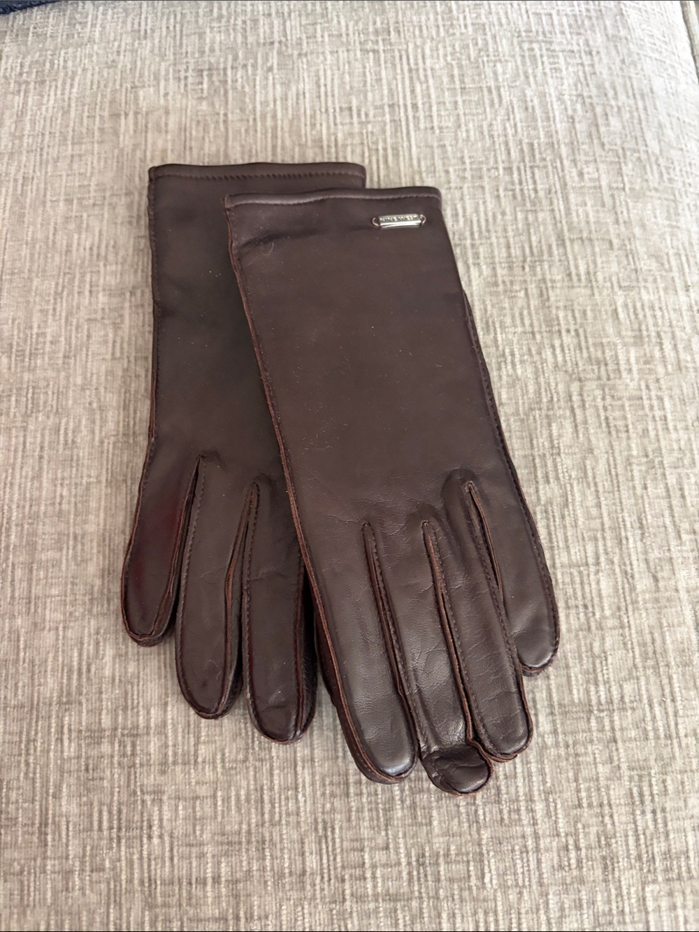 Women's Dark Brown Leather Gloves with Subtle Logo Detail